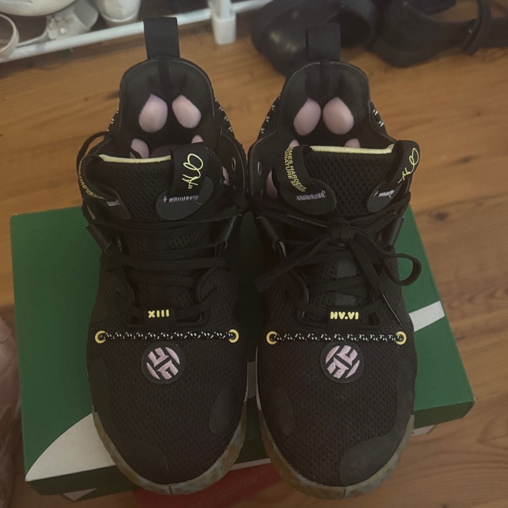 NWOT James Hardens Signature Series Basketball Sneakers